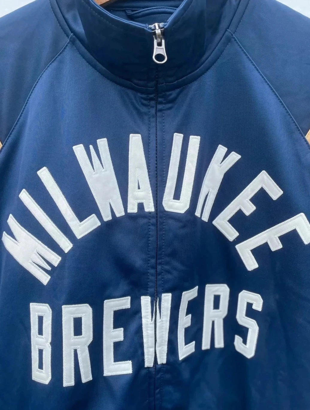 MLB Sports Milwaukee Brewers Genuine Merchandise Baseball track jacket Mens M – photo 2